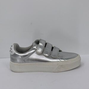 J/Slides Gennie triple strap platform sneaker shoe silver metallic women 6.5